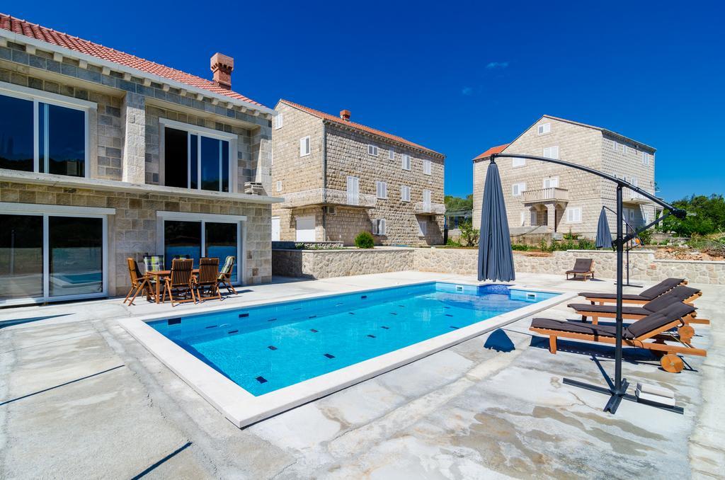 Matanovi Dvori Villa